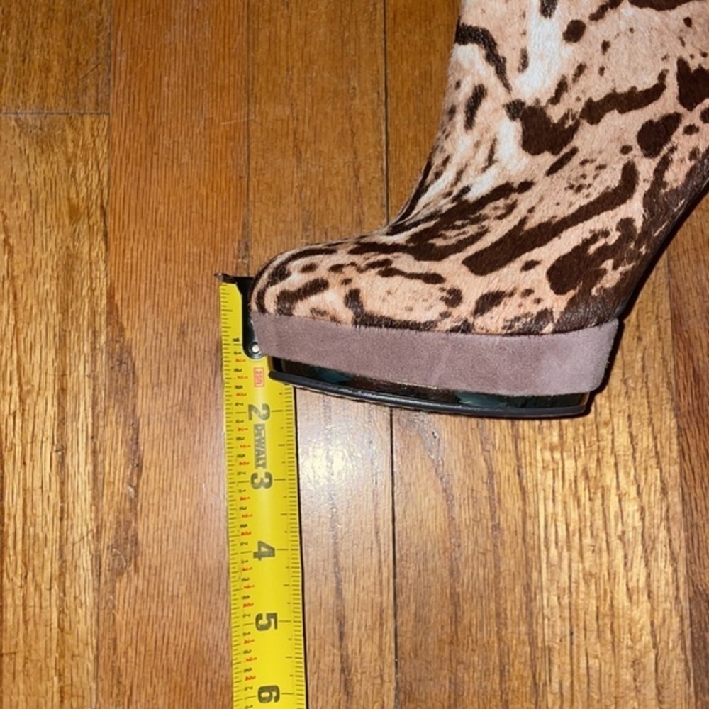 Platform Vince Camuto Cow Fur Booties - Picture 9 of 9